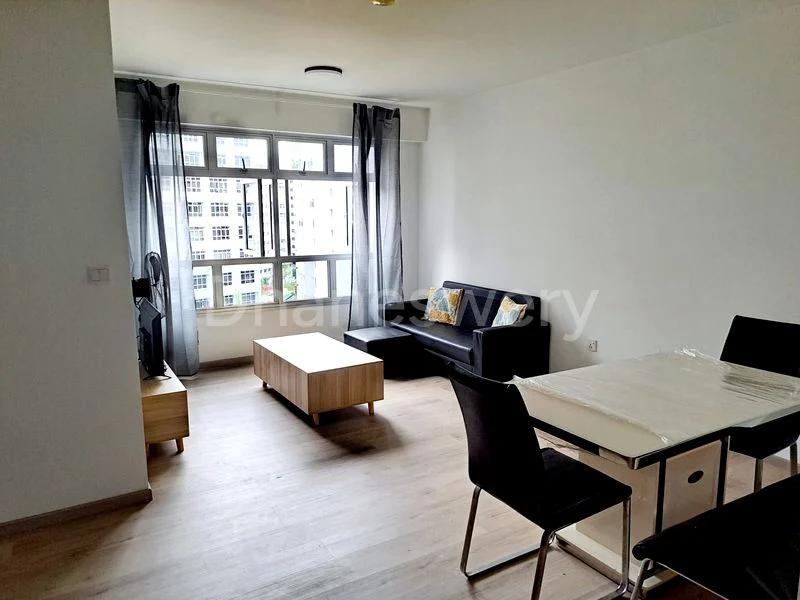 4 Room (4A) HDB for Rent in  477B Yishun Street 44 - Image 2